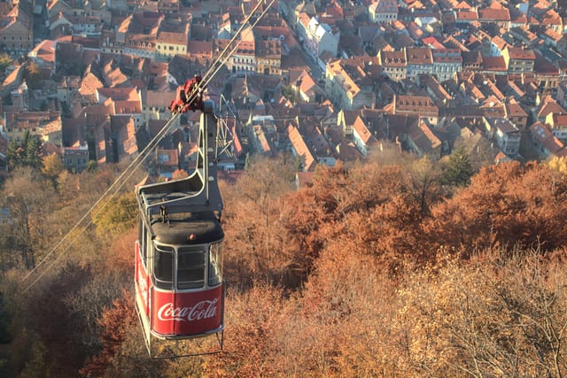 The cable car running up Tâmpa above Brașov